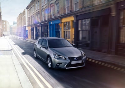 Lexus CT200h | Una super Auris dal look graffiante [Video]