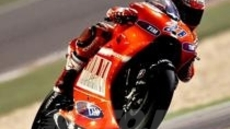 Gp del Qatar, Stoner &egrave; il pilota da battere, a lui la pole