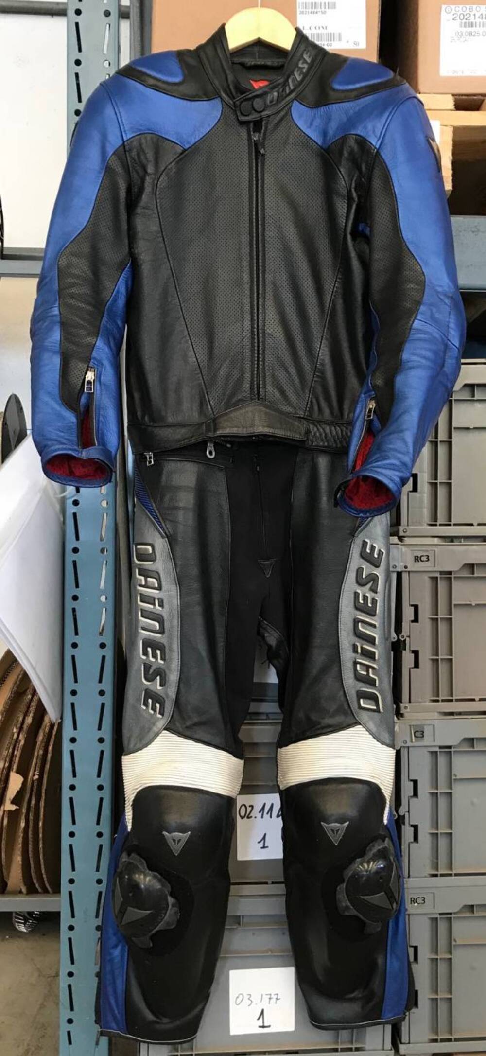 TUTA PELLE DAINESE DIVISIBILE COME NUOVA TG 46