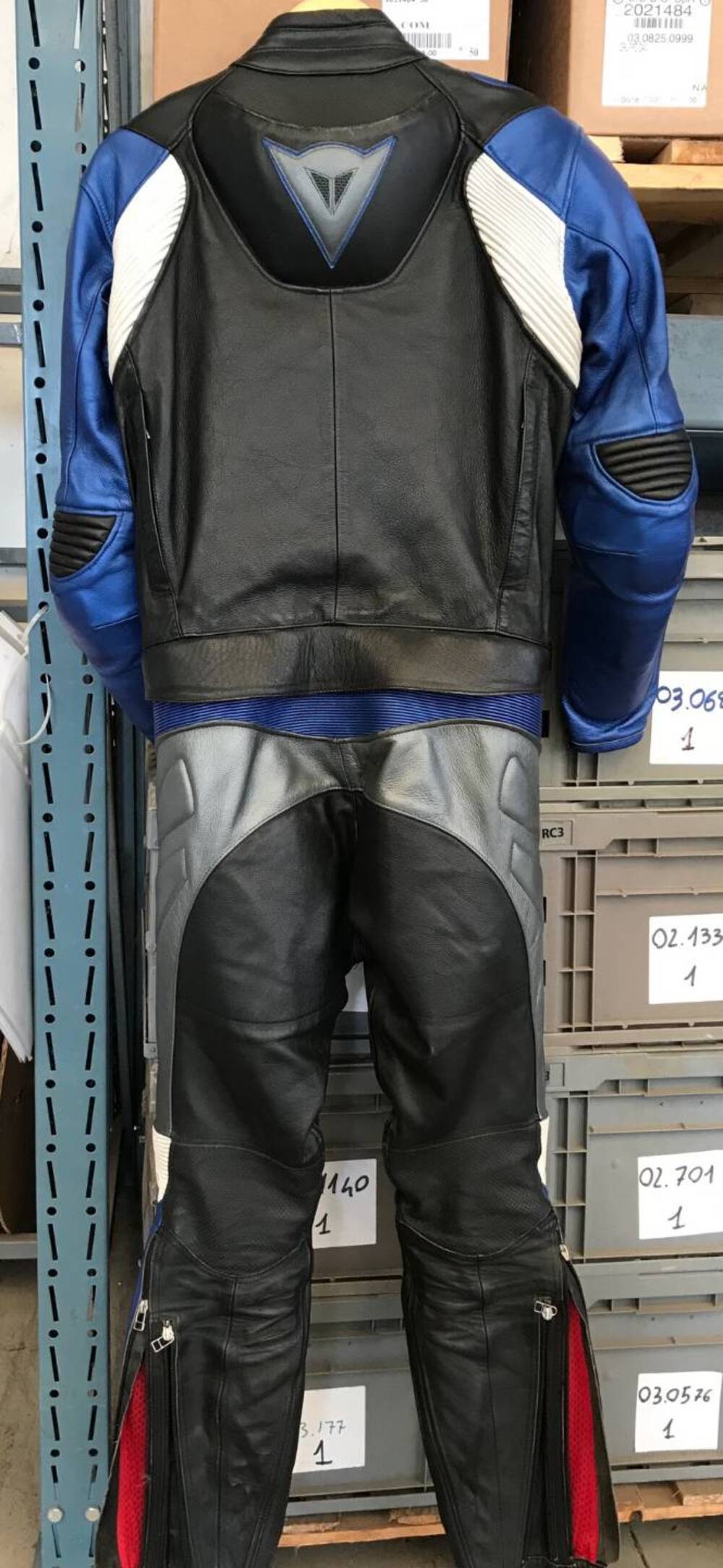 TUTA PELLE DAINESE DIVISIBILE COME NUOVA TG 46 (2)