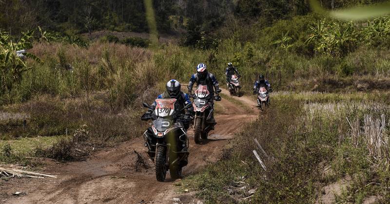 BMW GS Trophy 2016, day 1: Argentina in testa