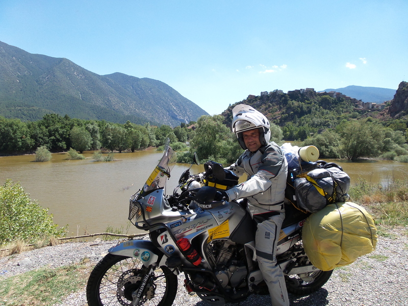 La Honda Transalp, fedele compagna di viaggi di Ottavio