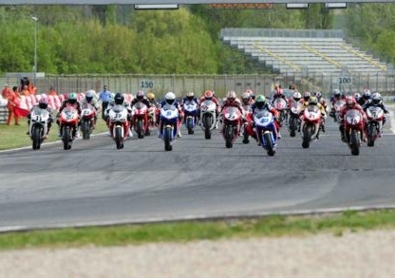 Prima tappa del Ducati Desmo Challenge