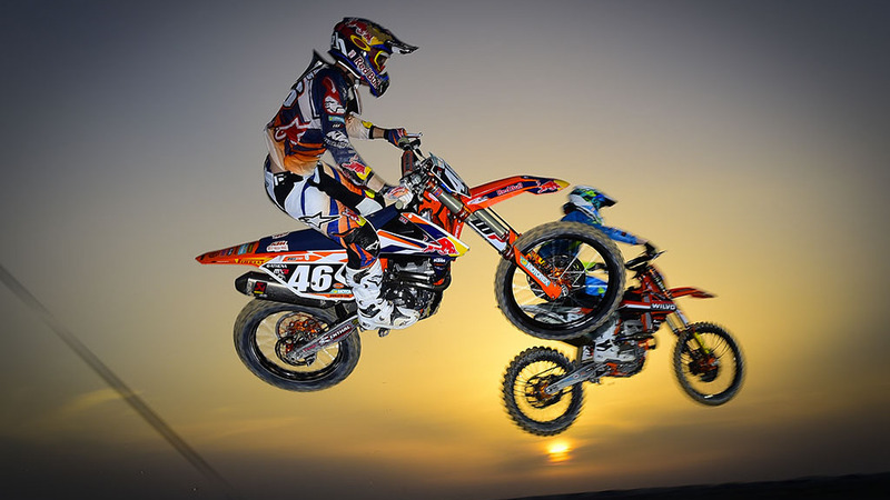 MXGP 2016. Le foto pi&ugrave; spettacolari del Qatar