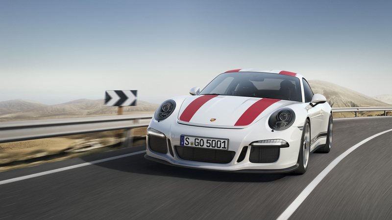 Porsche 911 R, classicamente sportiva al Salone di Ginevra 2016