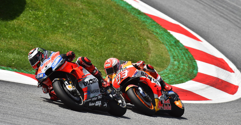 MotoGP 2018. Lorenzo vince su Marquez in Austria