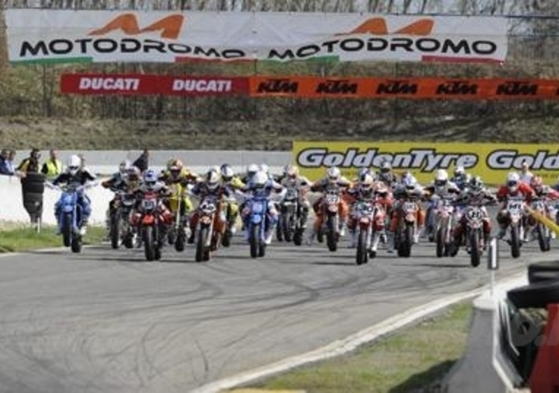 Anche il Trofeo Italia Supermoto a Castelletto col Mondiale