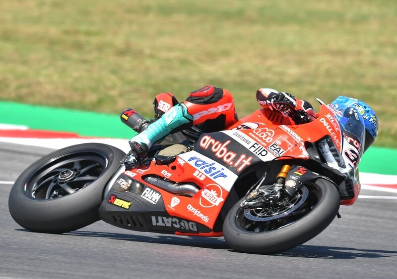 SBK - Melandri &egrave; il pi&ugrave; veloce nella prima giornata di test a Portimao