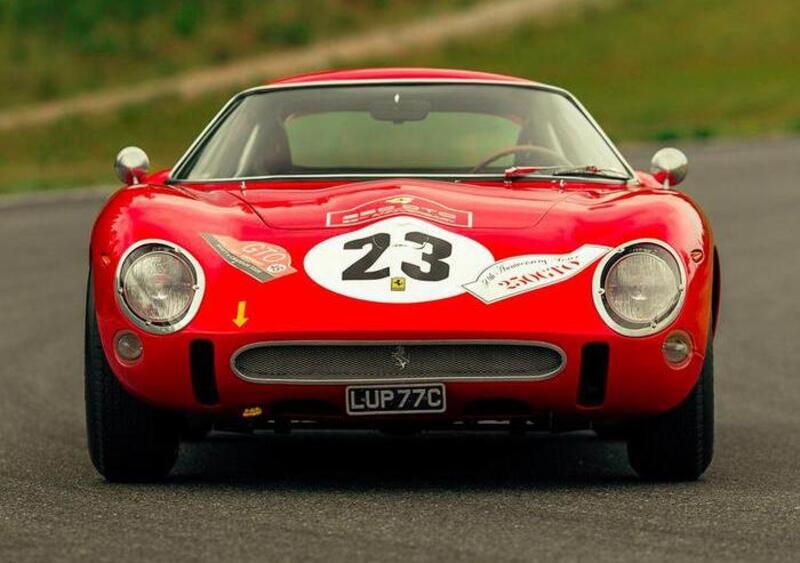 Ferrari 250 GTO, asta record a Monterey: 48 milioni di dollari