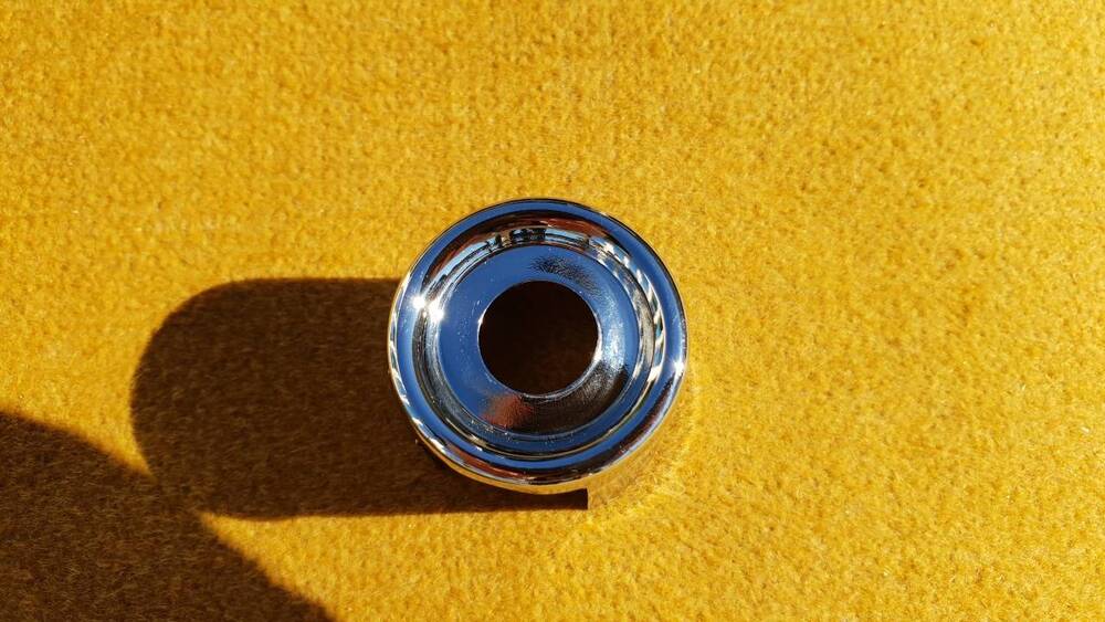 Coperchio ammortizzatore cromato Harley Sportster Harley-Davidson (3)