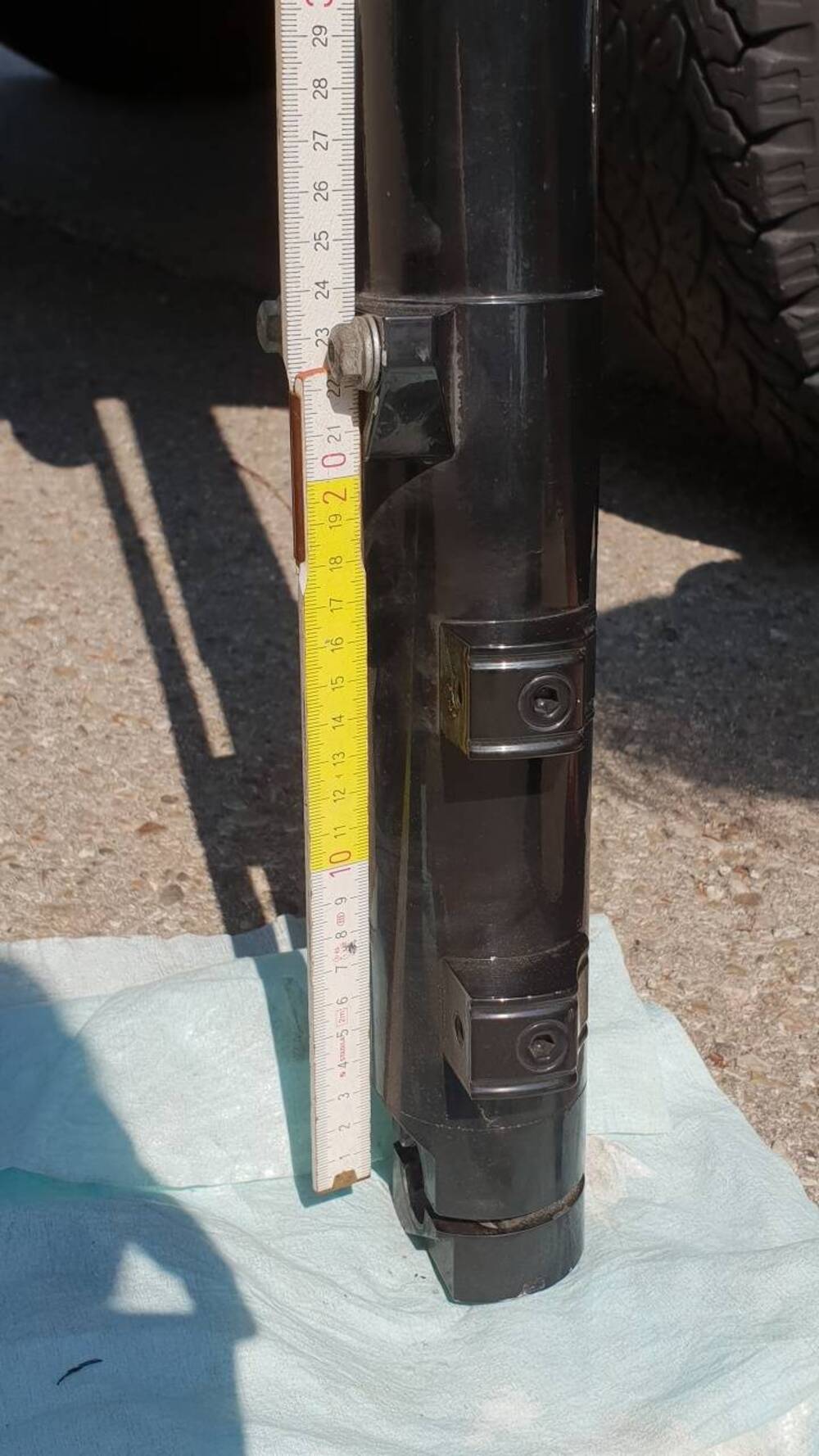 Forcella completa con piastra e perno Harley Davidson (3)