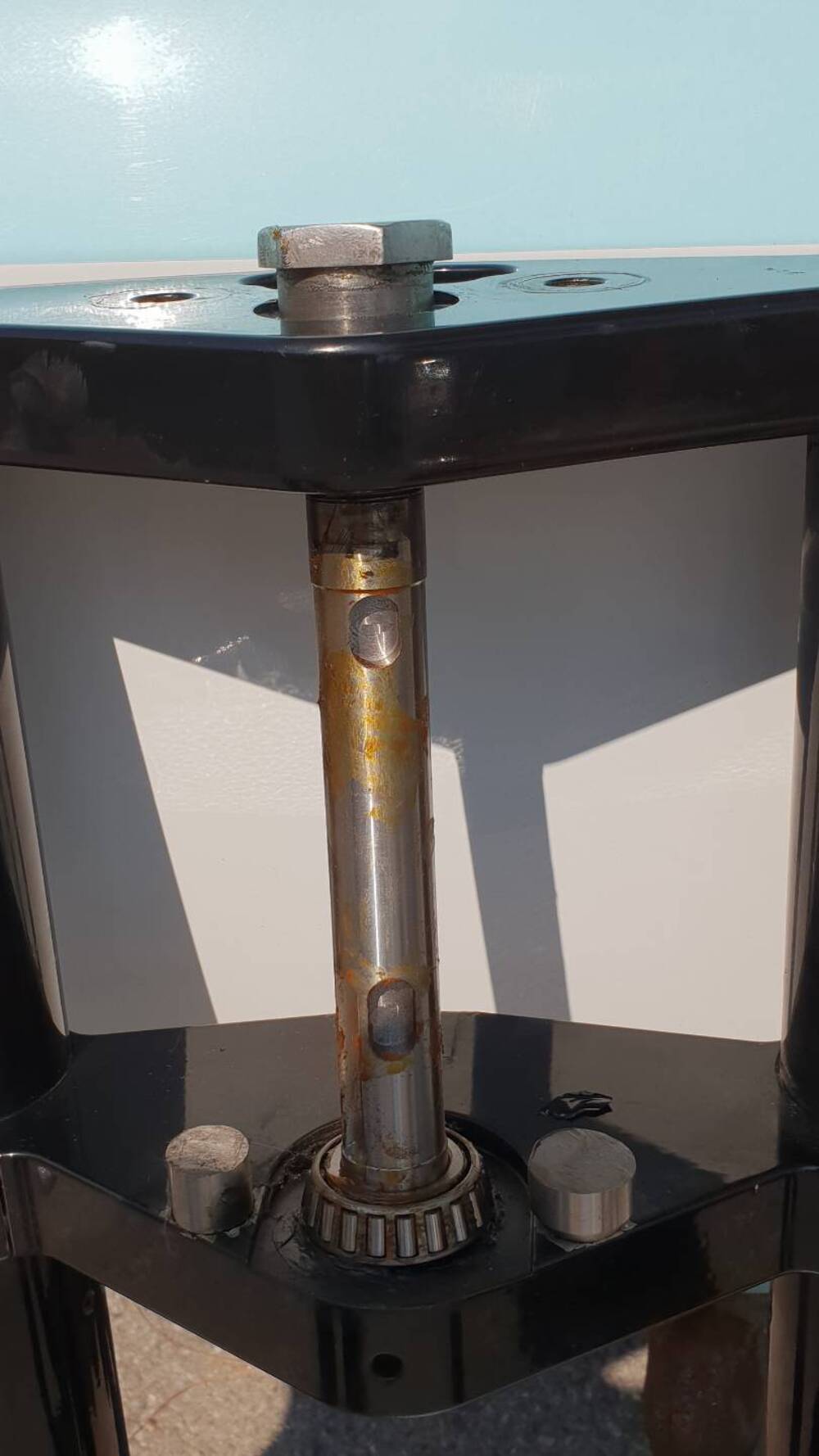 Forcella completa con piastra e perno Harley Davidson (18)