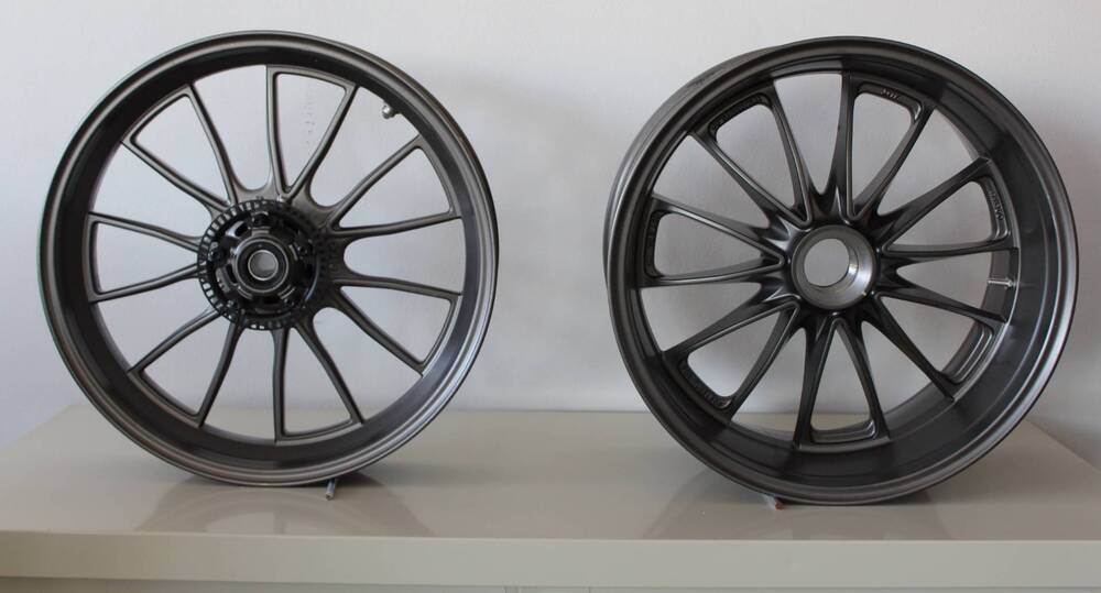 COPPIA CERCHI XDIAVEL Ducati (2)
