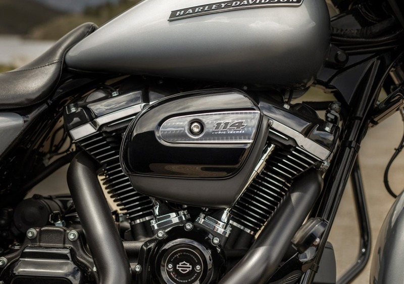 Harley-Davidson Touring 114 Street Glide Special (2019 - 20) - FLHXS (6)