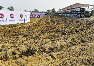 MXGP 2016. Thailandia bollente