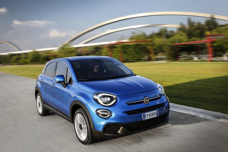 Alla guida della nuova Fiat 500X