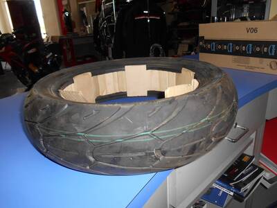 GOMME SCOOTER Vee Rubber