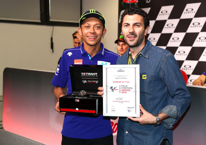 Cosa si prova a premiare Valentino Rossi