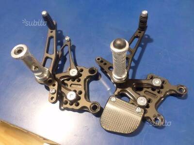 Kit pedane regolabili KTM Kit pedane regolabili KTM 990 SuperDuke