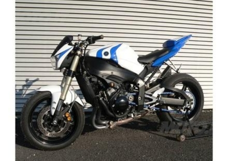 Le Strane di Moto.it: Yamaha YZF R1 2003  