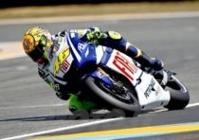 Rossi è il più veloce nelle libere di Le Mans