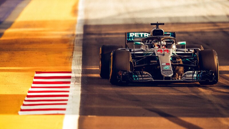 F1, GP Singapore 2018: vince Hamilton. Terzo Vettel