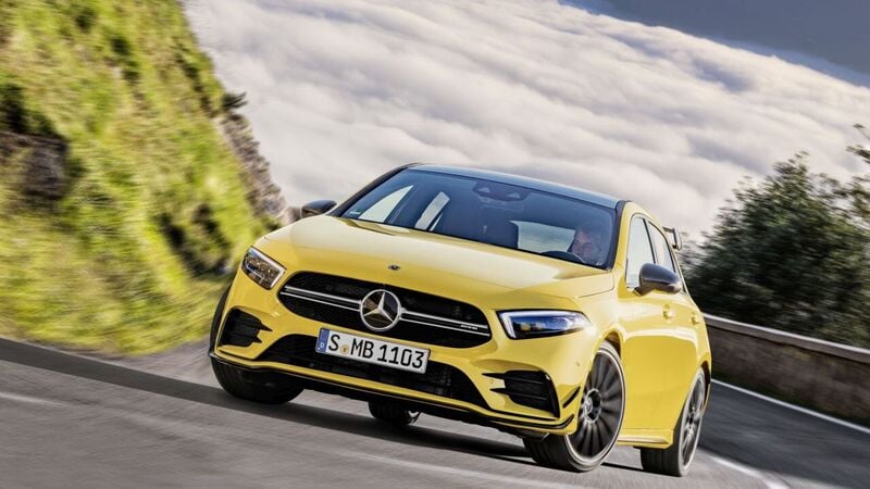 Mercedes AMG A 35 4MATIC, debutto al Salone di Parigi 2018 [Video]