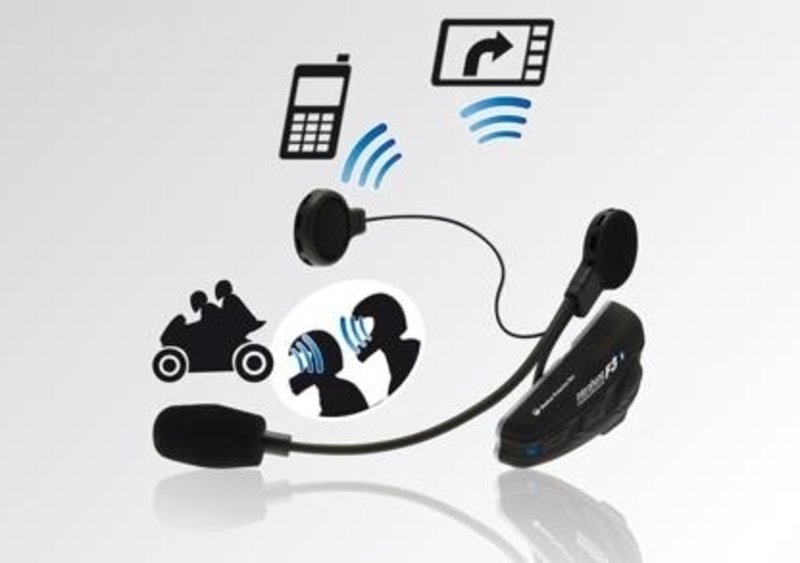 Cellular Line Interphone ad EICMA