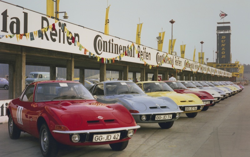 &ldquo;Solo volare &egrave; pi&ugrave; bello...&rdquo; lo slogan di un famoso spot pubblicitario dedicato alla Opel GT