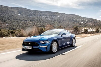 Ford Mustang | Agnellino o bestia da strada? [Video]
