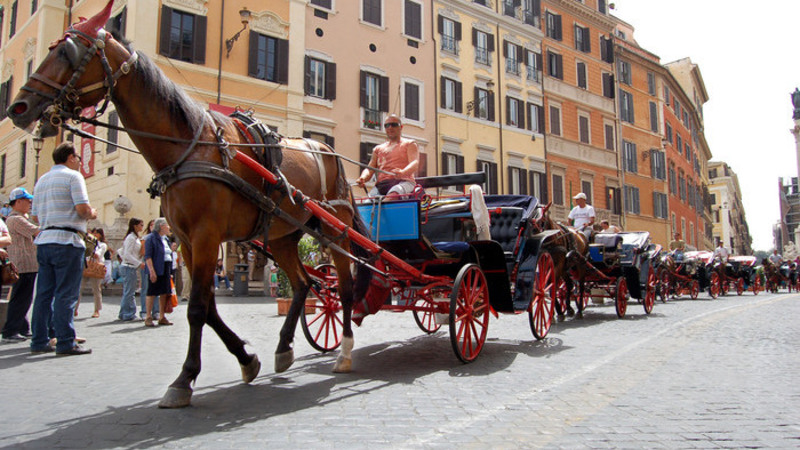 Roma dice addio alle &ldquo;botticelle&rdquo;