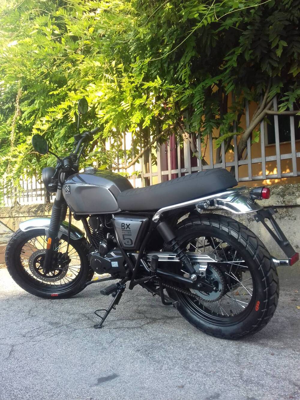 Brixton Motorcycles BX 125 Cafè Racer (2017 - 19) (4)