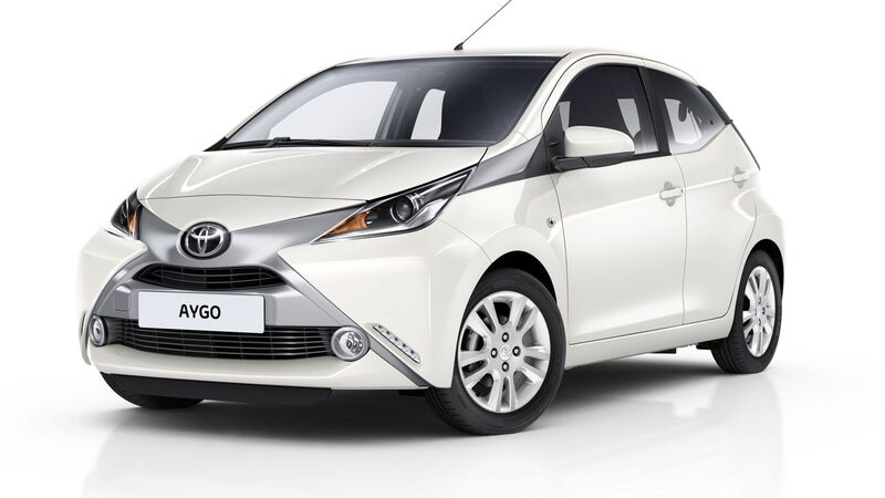 Toyota Aygo x-pure, la Aygo in abito bianco 