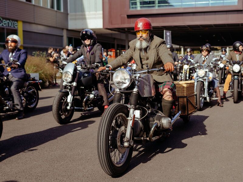 Lo stile in sella alla Distinguished Gentleman&#039;s Ride