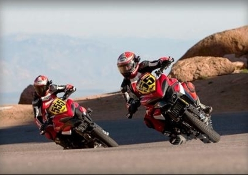 La Ducati Multistrada conquista la vetta della Pikes Peak