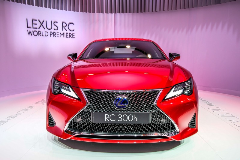 Lexus al Salone di Parigi 2018