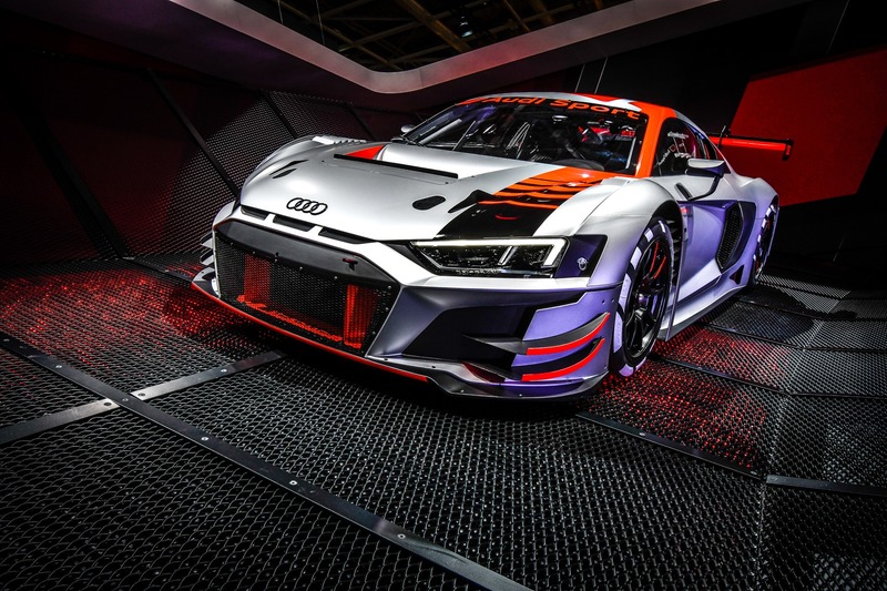 Nuova Audi R8 LMS GT3 al Salone di Parigi 2018 [Video]