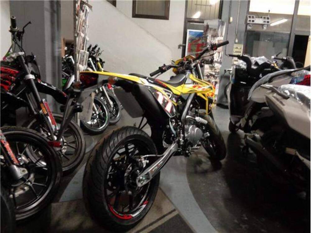 Rieju Marathon 125 Motard A.C. (2017 - 20) (4)