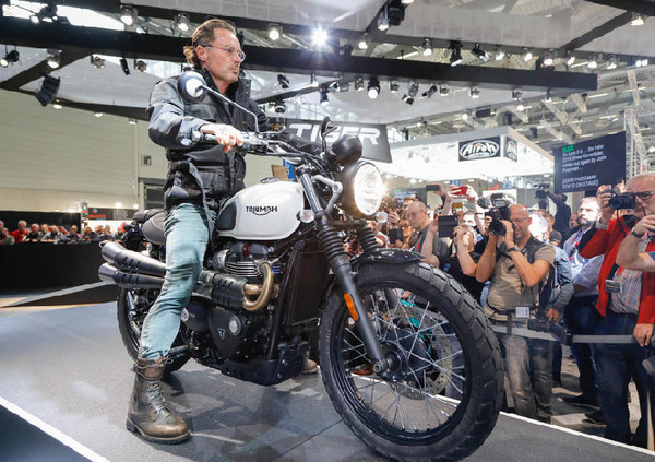 Triumph Street Scrambler a Intermot 2018, Video foto e dati