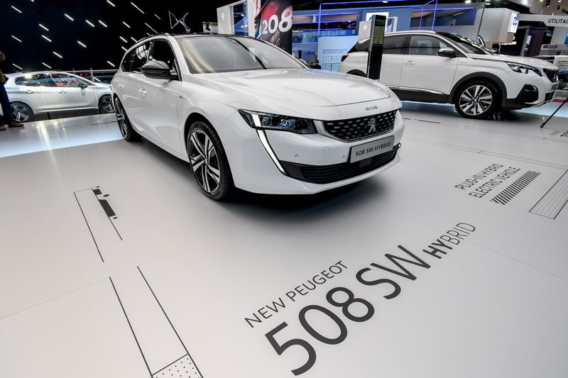 La nuova Peugeot 508 SW al Salone di Parigi 2018