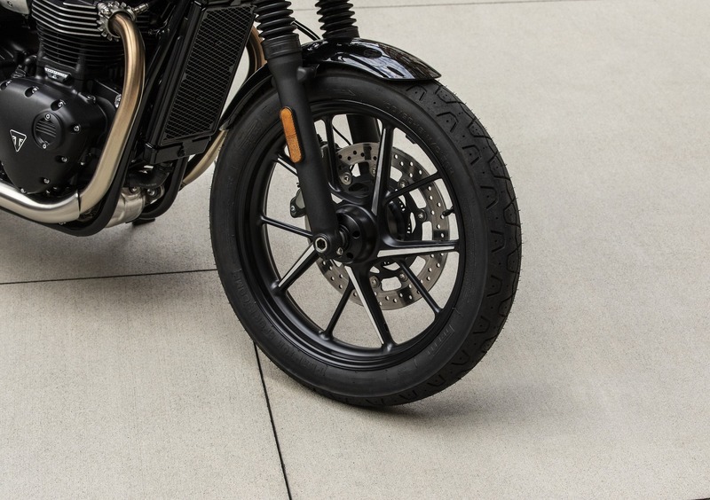 Triumph Street Twin Street Twin 900 (2019 - 20) (6)