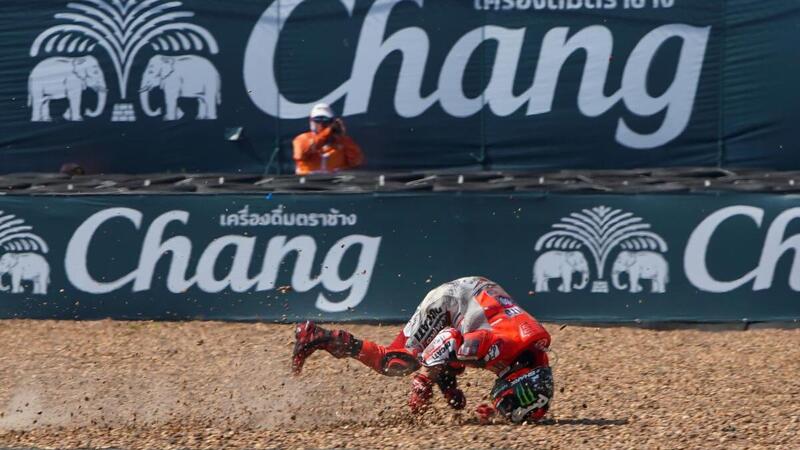 MotoGP 2018. Lorenzo: "Caduto per un problema tecnico"