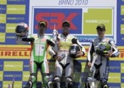 Incredible Rea! Johnny vince gara 1 a Brno