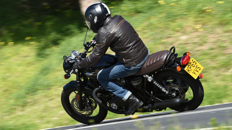 Bonneville T120 Black