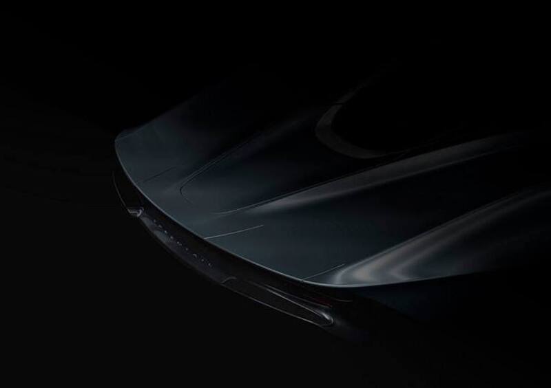 McLaren Speedtail, diffuso un teaser della hypercar