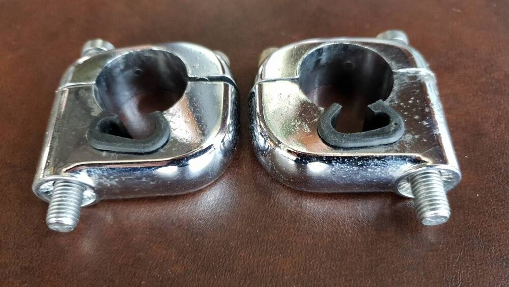 Supporti universale per specchio