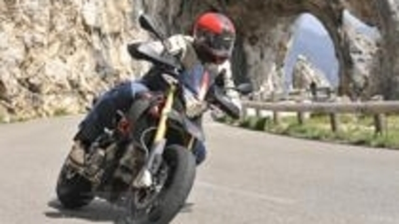 Continuano per tutto agosto le promozioni Aprilia, Derbi e Moto Guzzi