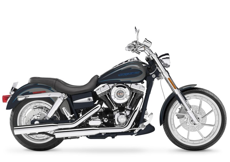 Harley-Davidson CVO - Custom Vehicle Operations 110 Dyna (2007) - FXDSE (2)