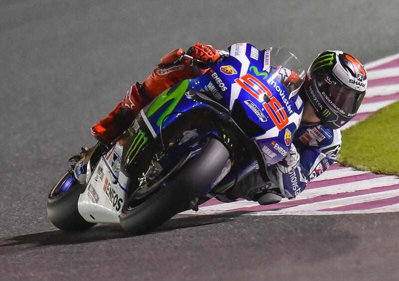 MotoGP 2016. Qatar GP. Lorenzo conquista la pole, Rossi 5&deg;