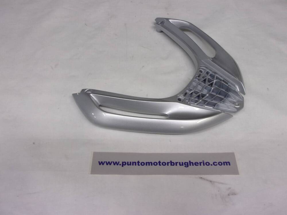 MANIGLIONE POSTERIORE PIAGGIO MP3 YOURBAN (2)